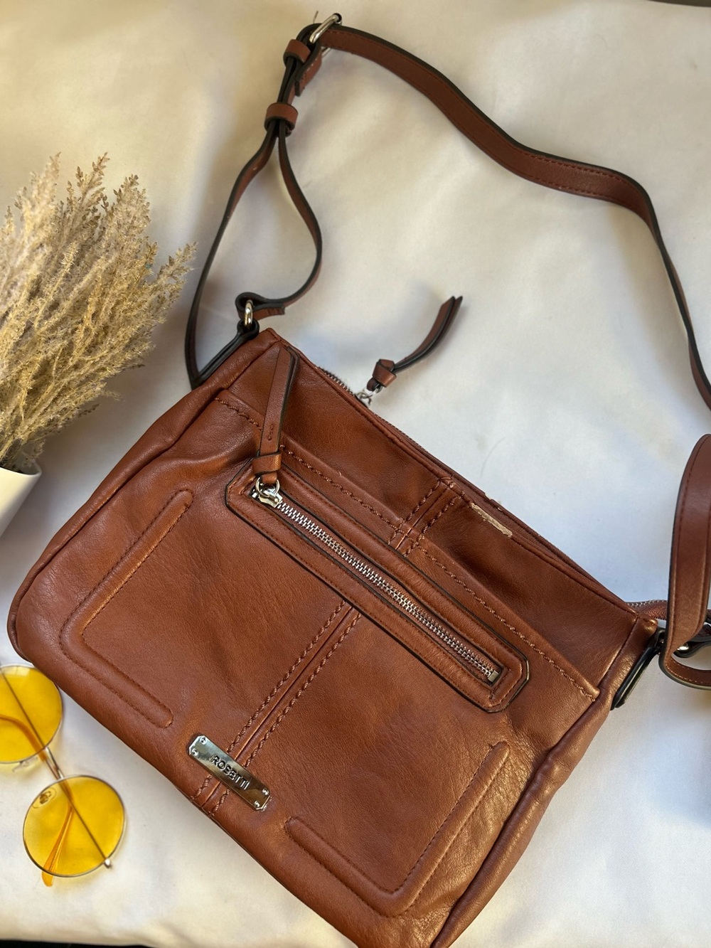 rossetti Leather Crossbody Bag in Brown - Unbranded